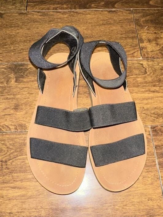 Buy Cushionaire Women's Indego Stretch Sandal, Black, 6.5 At Amazon.In, 7,846*